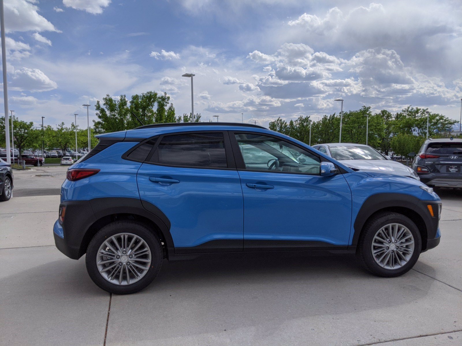 New 2020 HYUNDAI Kona SEL AWD 4D Sport Utility