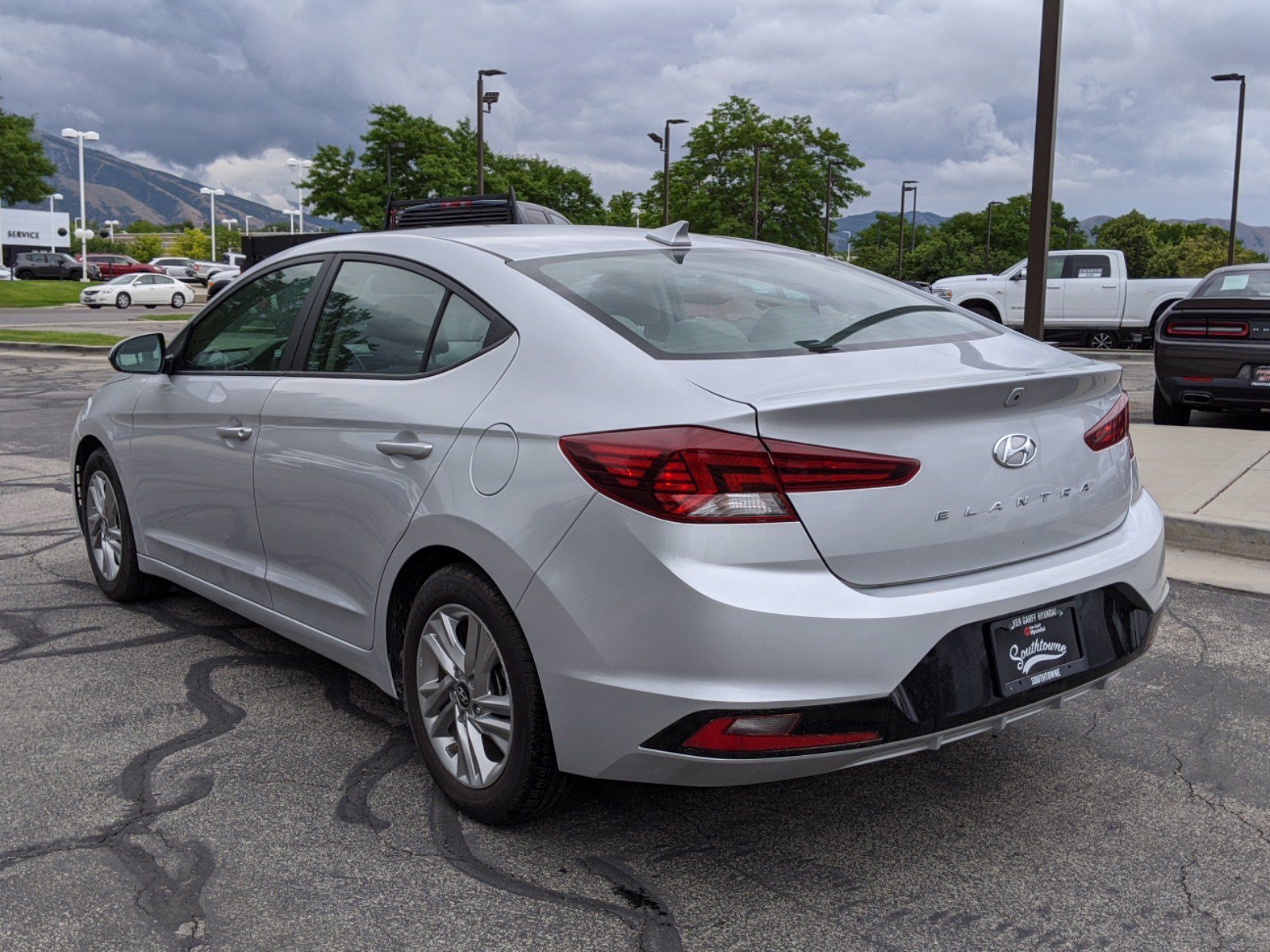Certified PreOwned 2019 Hyundai Elantra Limited FWD 4dr Car
